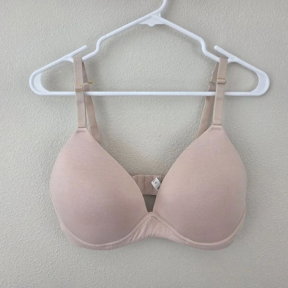 Lively Wireless Nude Soft Beige Bra 38D Convertible Racerback No-Wire Full Cover